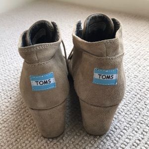 Toms wedge bootie